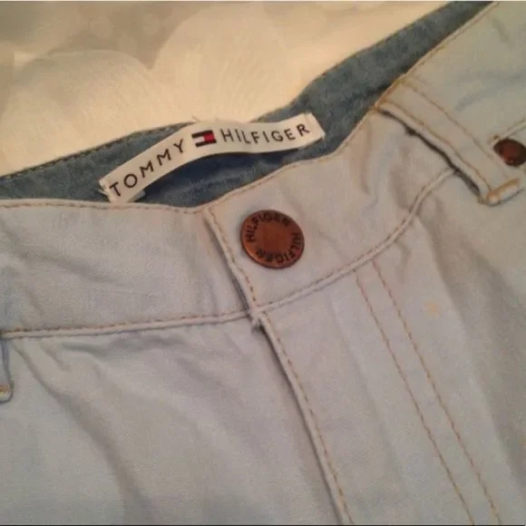 Vintage Tommy Hilfiger Blue Shorts - Picture 2 of 5